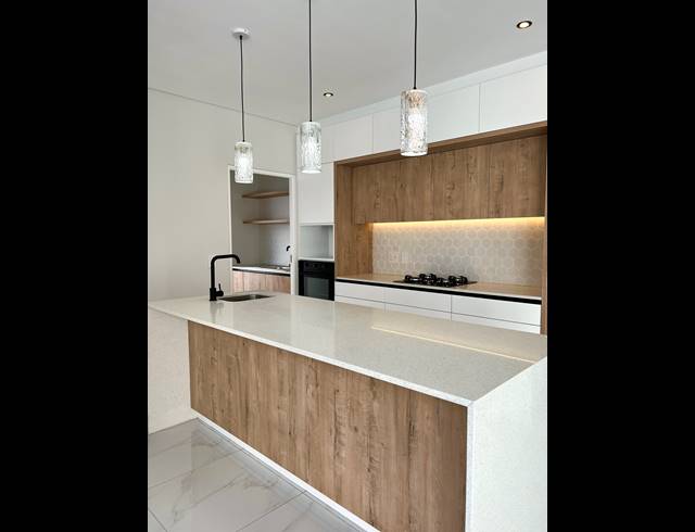3 BEDROOM HOUSE FOR SALE IN SANDOWN